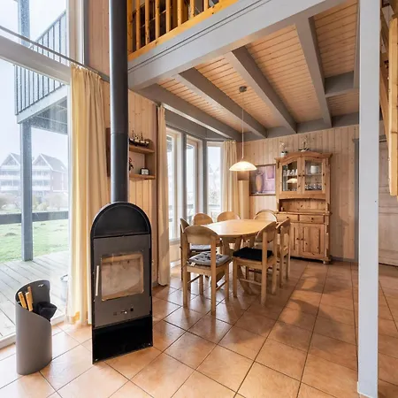 Holiday home Mit Terrasse Und Balkon Rechlin