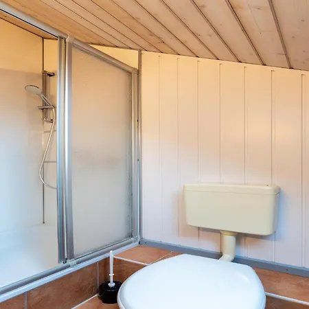 Mit Terrasse Und Balkon Holiday home *