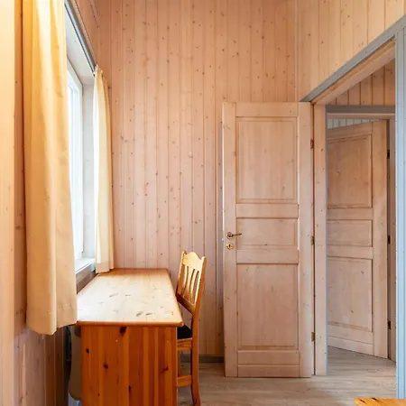 Mit Terrasse Und Balkon Holiday home